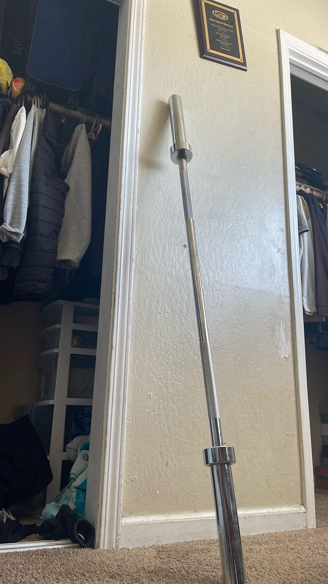 25 Pounds Bar
