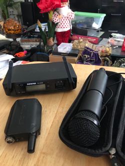 Sure GLXD4 Wireless Mic with Body Pack ready for Lavalier Mic or Headphone Set Mic has protection cover carrying case and extra battery