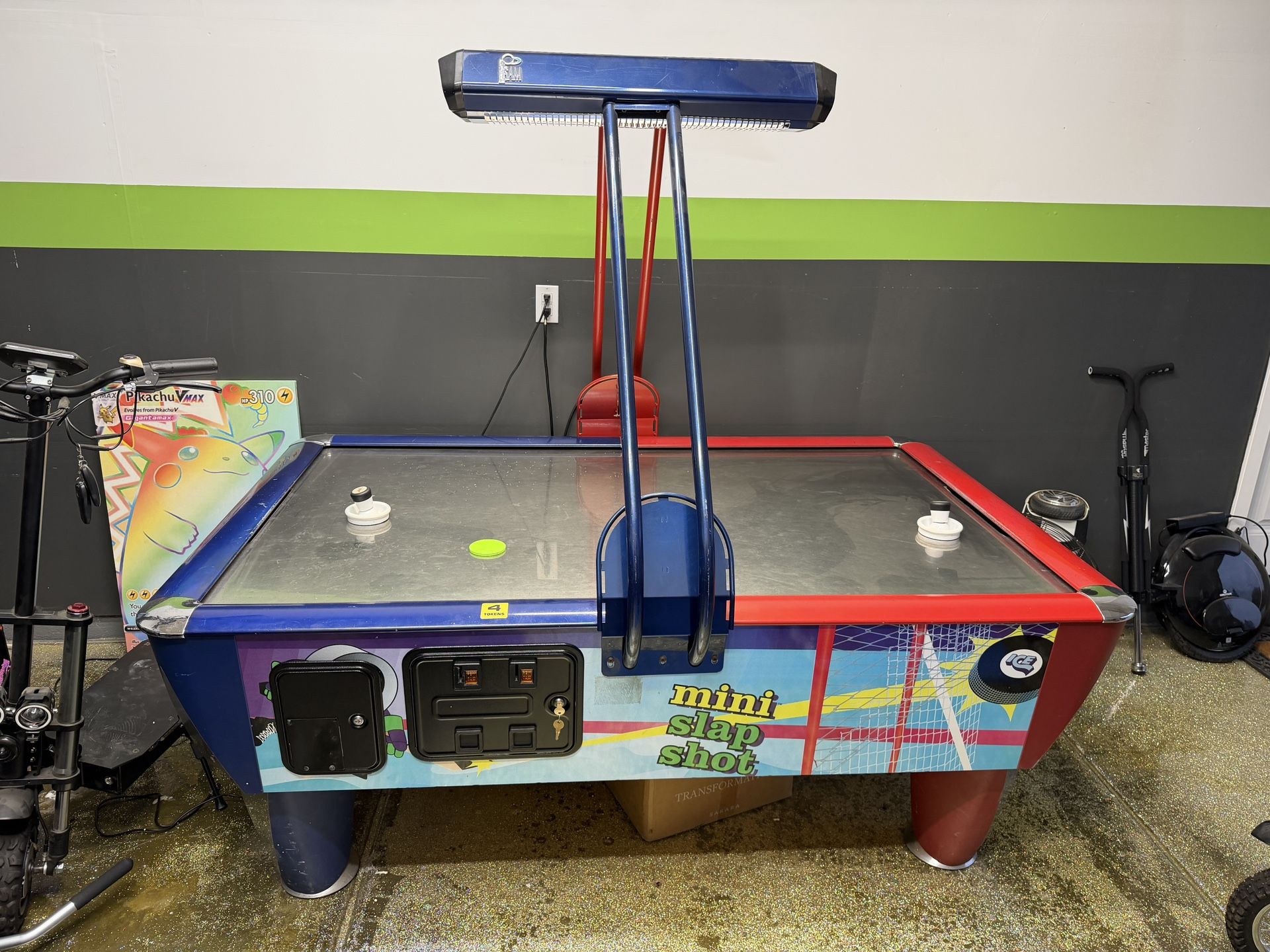 Ice Commercial Coin Op Arcade Air Hockey Table Clean