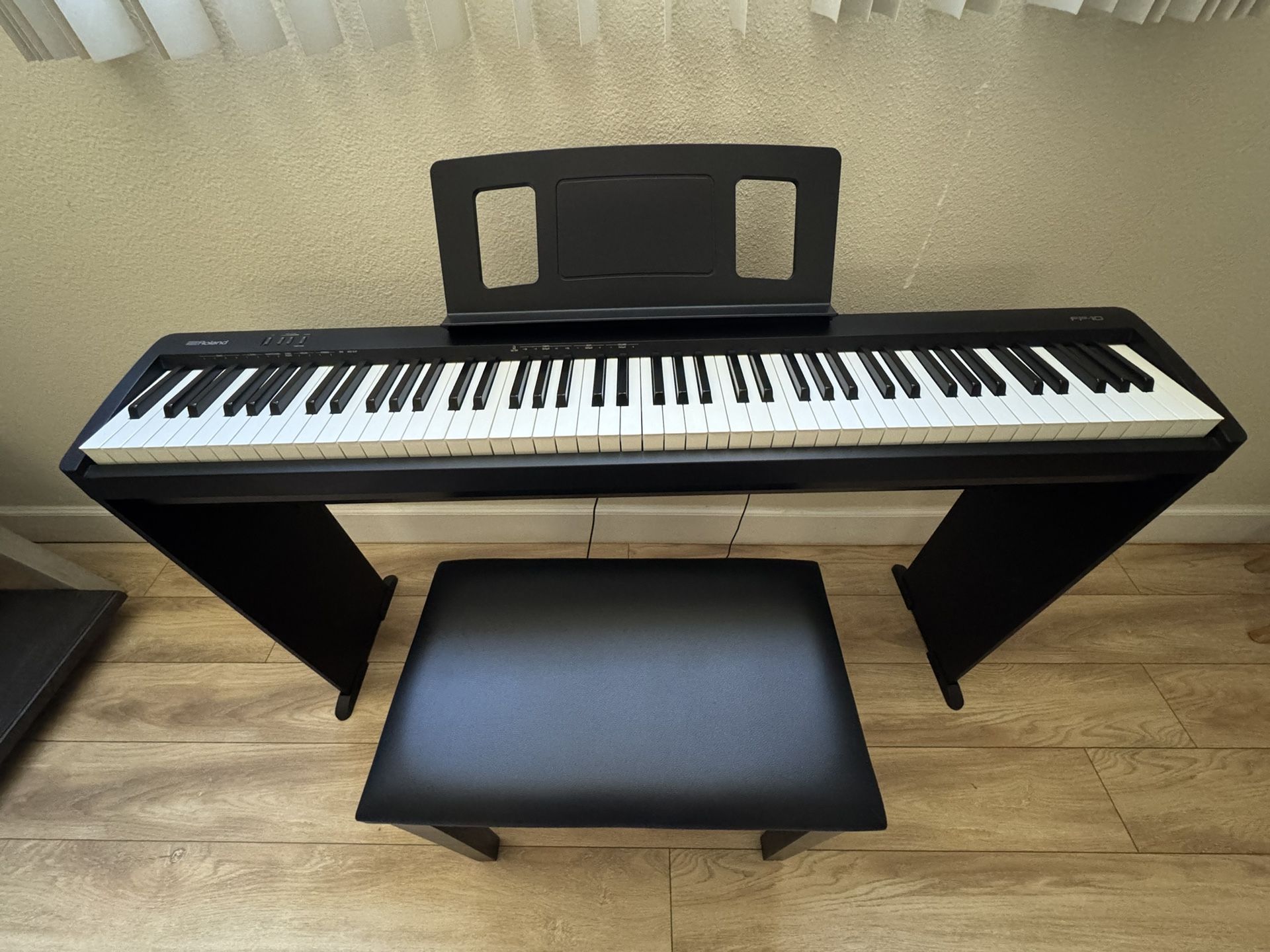 Roland Digital Piano Bundle