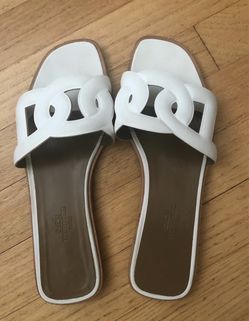 Hermès Flat Sandals White Leather