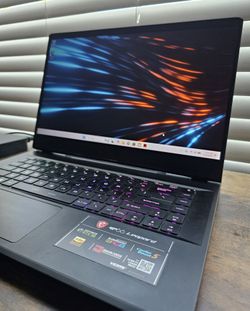 MSI GP66 Leopard Gaming Laptop i7-10750H RTX 3070 16GB RAM 1TB SSD (Great Condition)