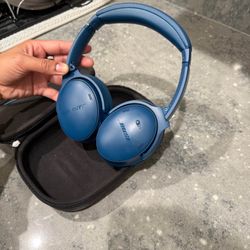 Bose QuietComfort Noise Cancelling Headphones - Like new