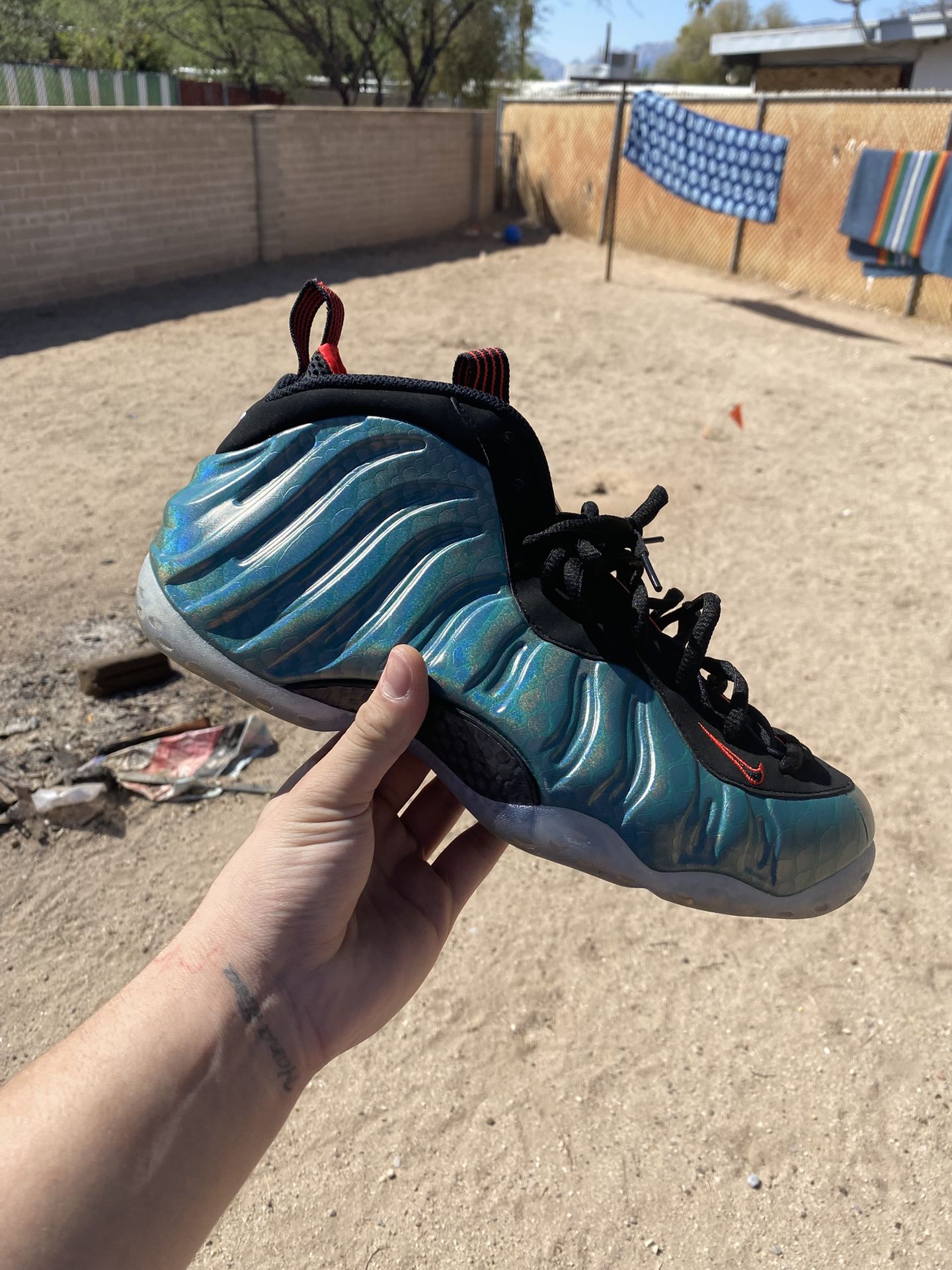 GONE FISHING FOAM POSITS