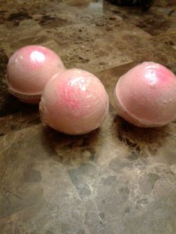 Bath bombs