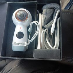 Gear 360 Camera