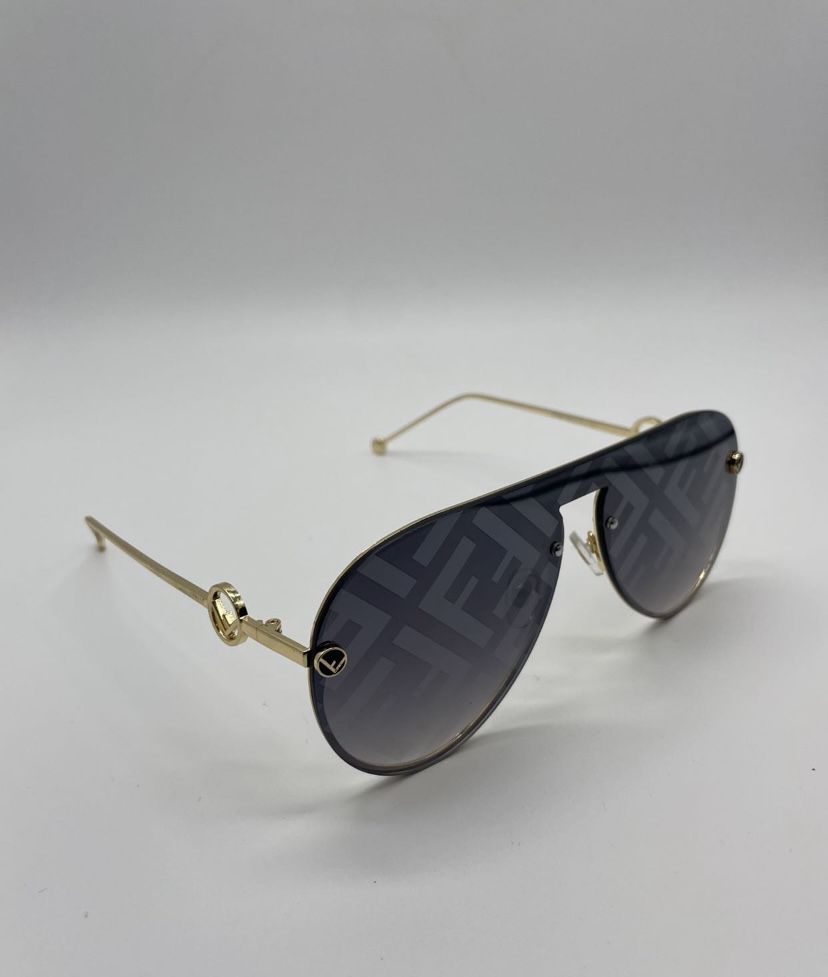 Fendi Sunglasses 