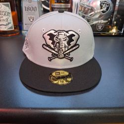 Crown Minded Oakland Athletics 71/4