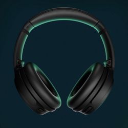 Bose QuietComfort 45 headphones With Enhanced Acoustic Noise Cancelling technology !! 