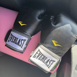 Black Boxing Gloves