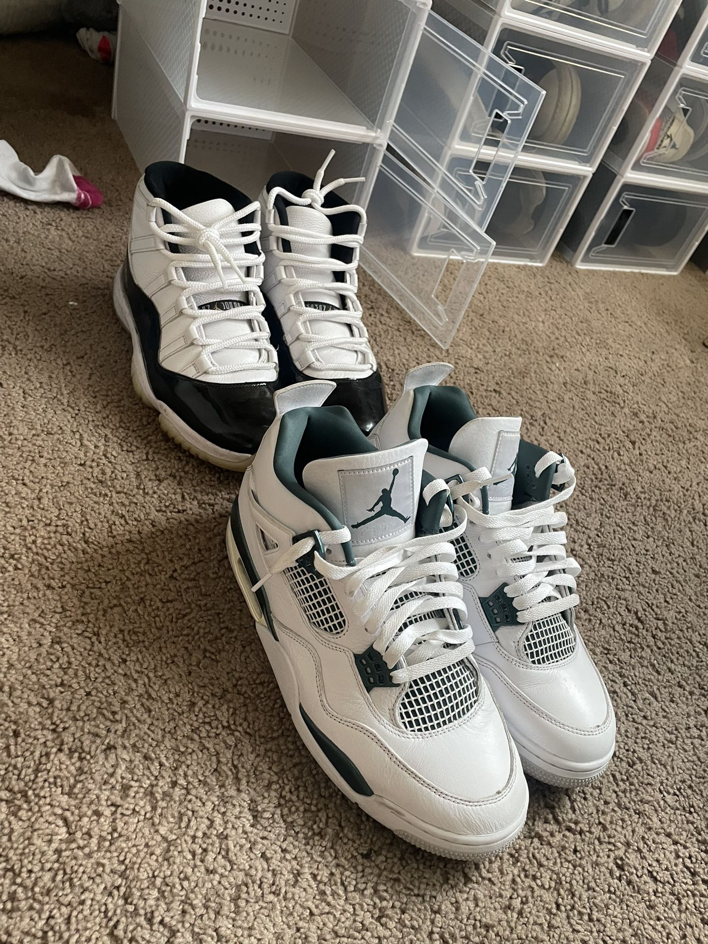 Jordan 4s