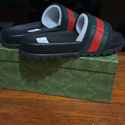 Gucci Slides New With Receipt