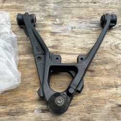 13-15 Chevy/gm Lower Control Arm New 