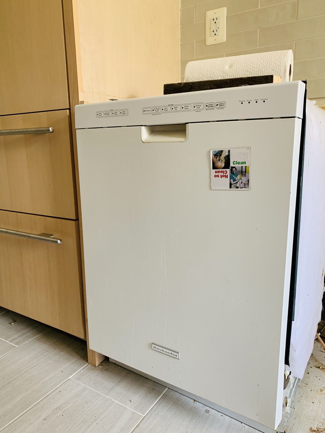 Dishwasher - Kitchen Aid