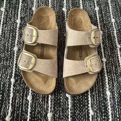 Size 8/8.5 Women’s Birkenstocks FIRM