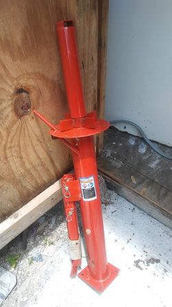 Tire change tool
