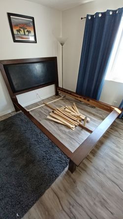 Wood Bed Flame 
