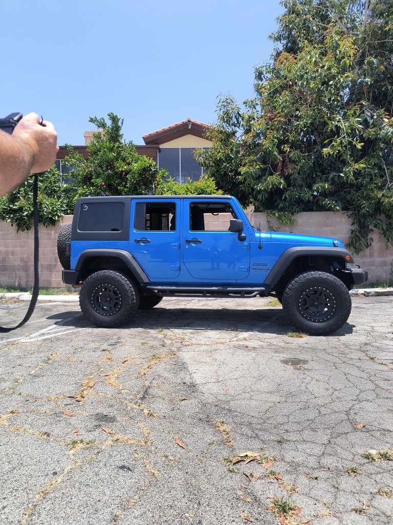 2015 Jeep Wrangler Unlimited Sport
