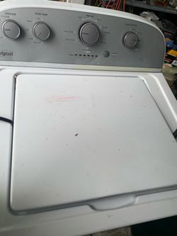 Refrigerator and washing machine