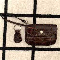 VTG Dooney & Bourke leather wristlet & keychain