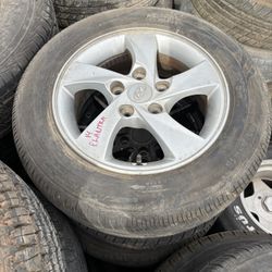 2015 Hyundai Elantra 15 Inch Wheel With Tire 
