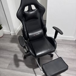 Gaming chair