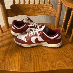 Nike Dunk Low PRM Vintage Team red (Womens)