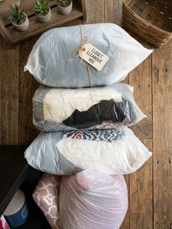 Bag of  Womens Clothing Mix Sizes