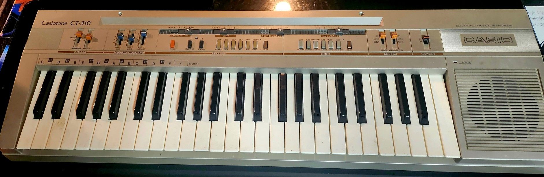 Casiotone CT-310 Piano/Synthesizer