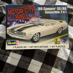 Plastic model kit 69 Camaro