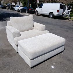 SOFA CHAIR WITH OTTOMAN 