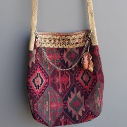  TRADITIONAL AZTEC PRINT TURKISH RUG CROSSBODY PURSE  ( 11.5"×13" ) ♥️ DOWNSIZING & PRICE HAS BEEN REDUCED!!