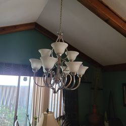 8 bulb chandelier