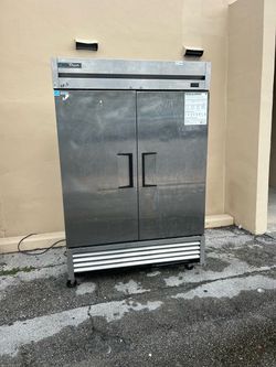 Stainless steel 2 door freezer