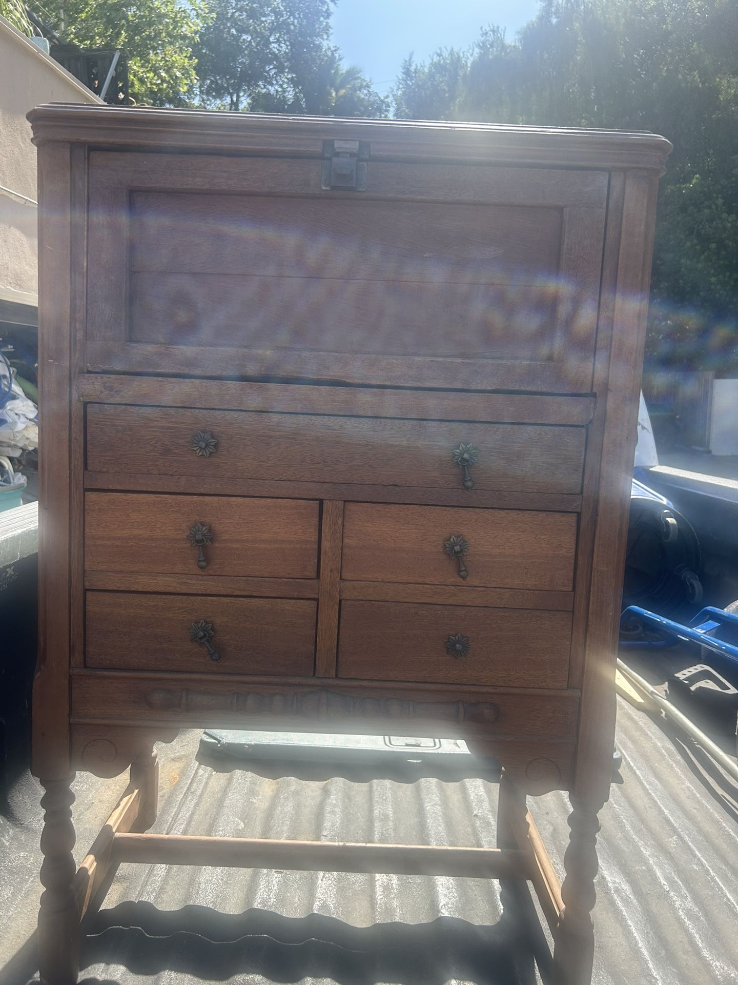 Secretary Desk / Dresser