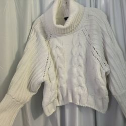 Women’s Sweater Small