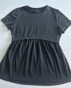 black maternity blouse with a pleated peplum design and short sleeves, size XL