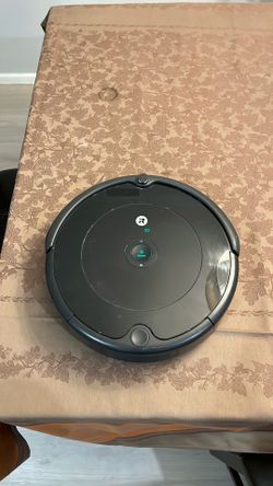 iRobot Roomba 692 Wi-Fi connected Robot Vacuum