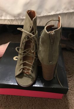 Charlotte Russe olive green size 7