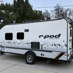 R-pod Trailer