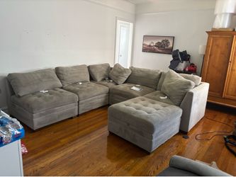 Grey 6 piece sectional, storage ottoman