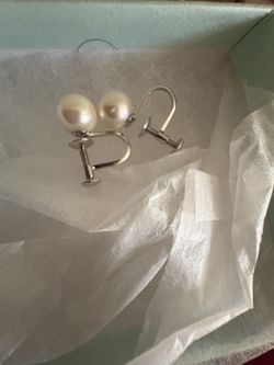 Pearl Screw On Earrings 18k White Gold New 