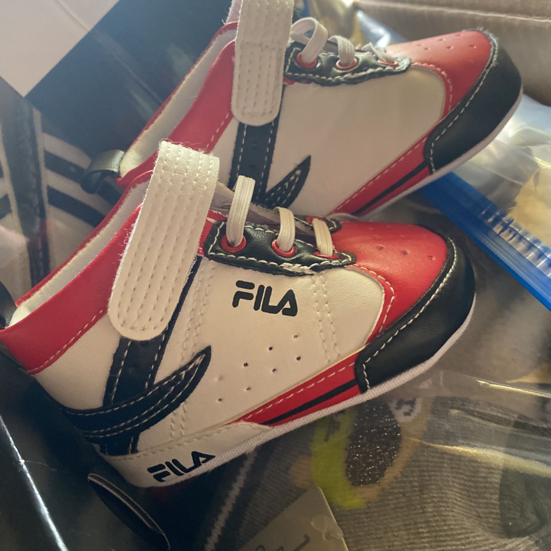Baby Boy Shoes Size 2/3 Z Brand New