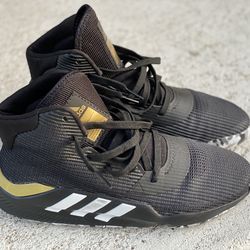 Adidas Bounce Basketball shoes
