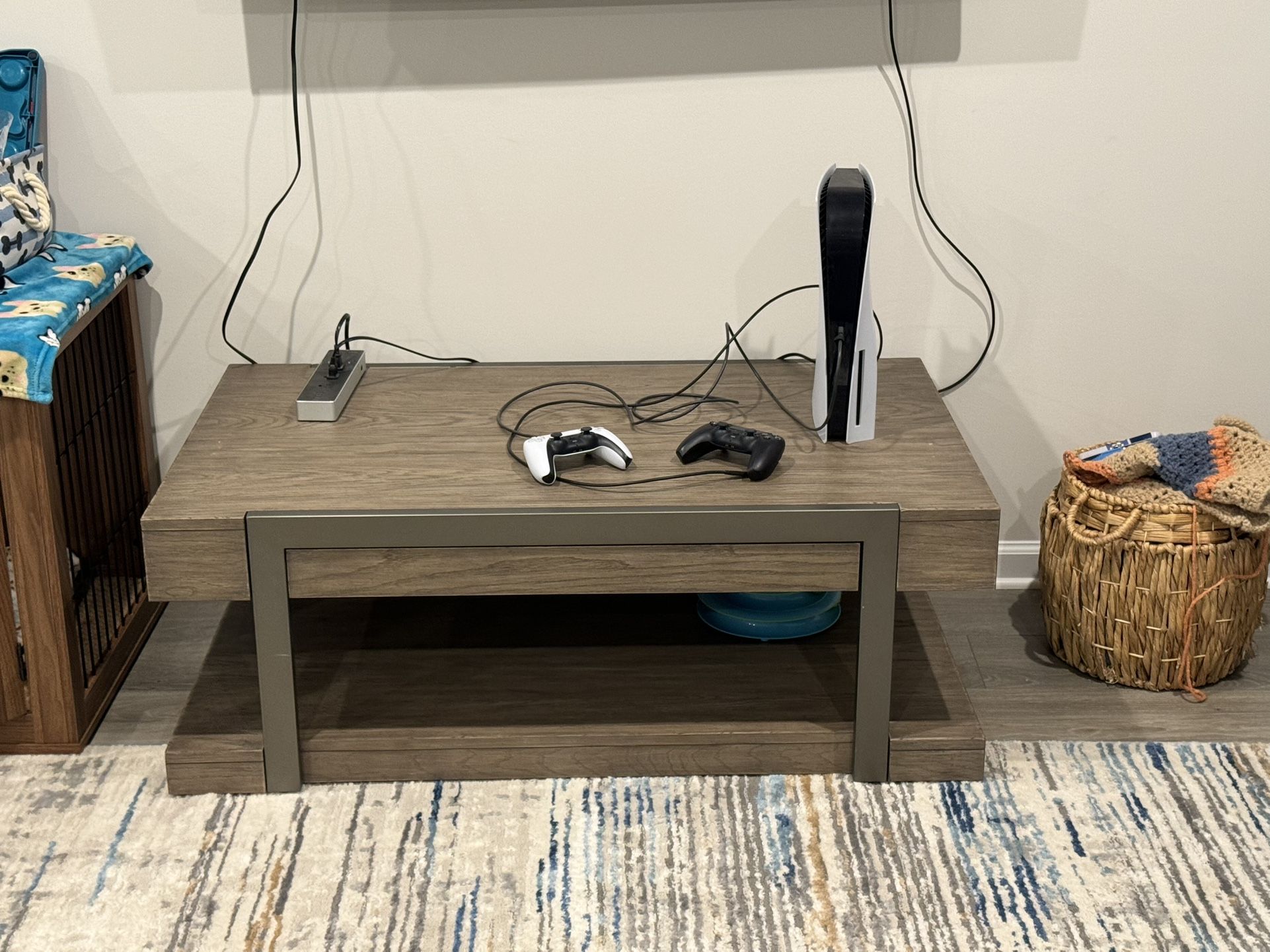 Coffee Table And 2 Side Table