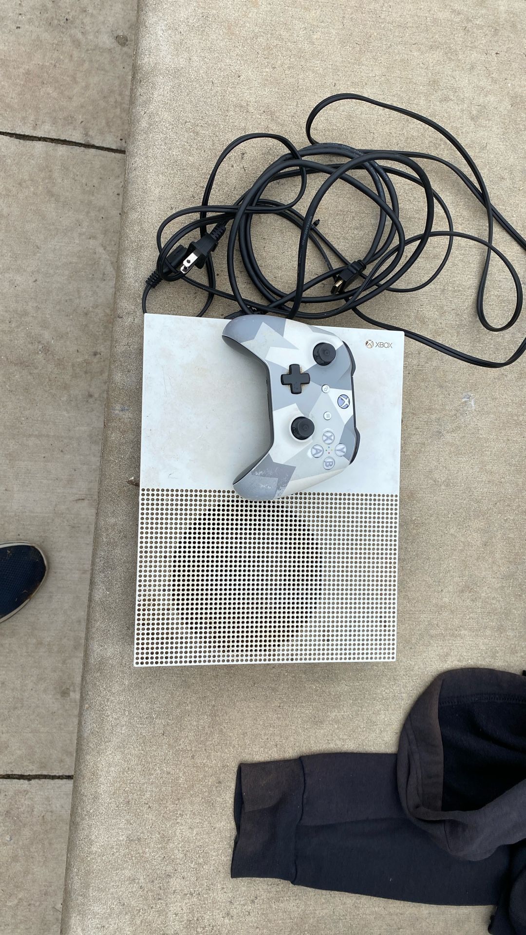 Xbox One S