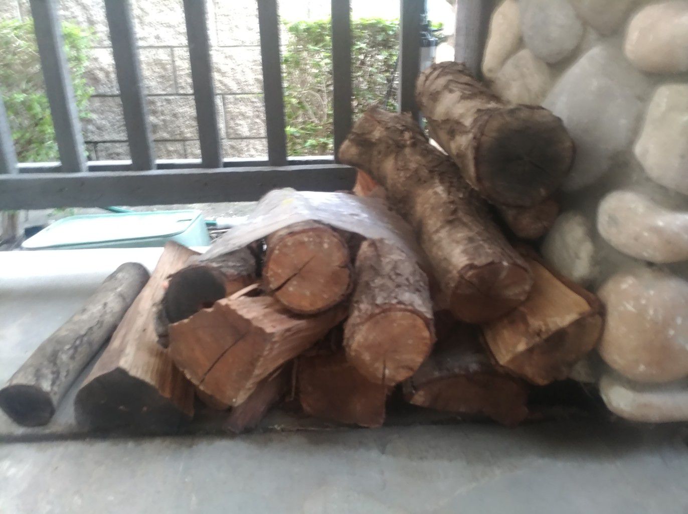 Firewood 12 Pcs