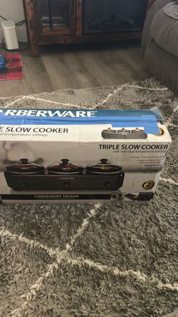 Triple slow cooker