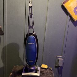 Oreck Magnesium LW1500RS High-Quality 2-Speed Upright Vacuum Cleaner Blue Works