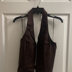 Brand New Chocolate Zip Up Vest Size XL Juniors 